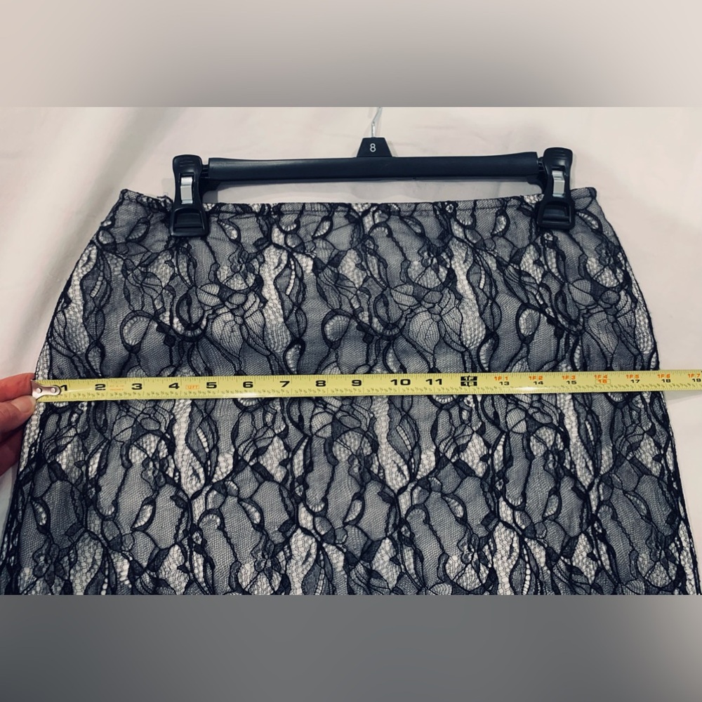 ANN TAYLOR Black Lace Pencil Skirt - Picture 6 of 8